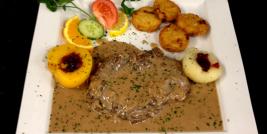 Filet de biche sauce grand veneur